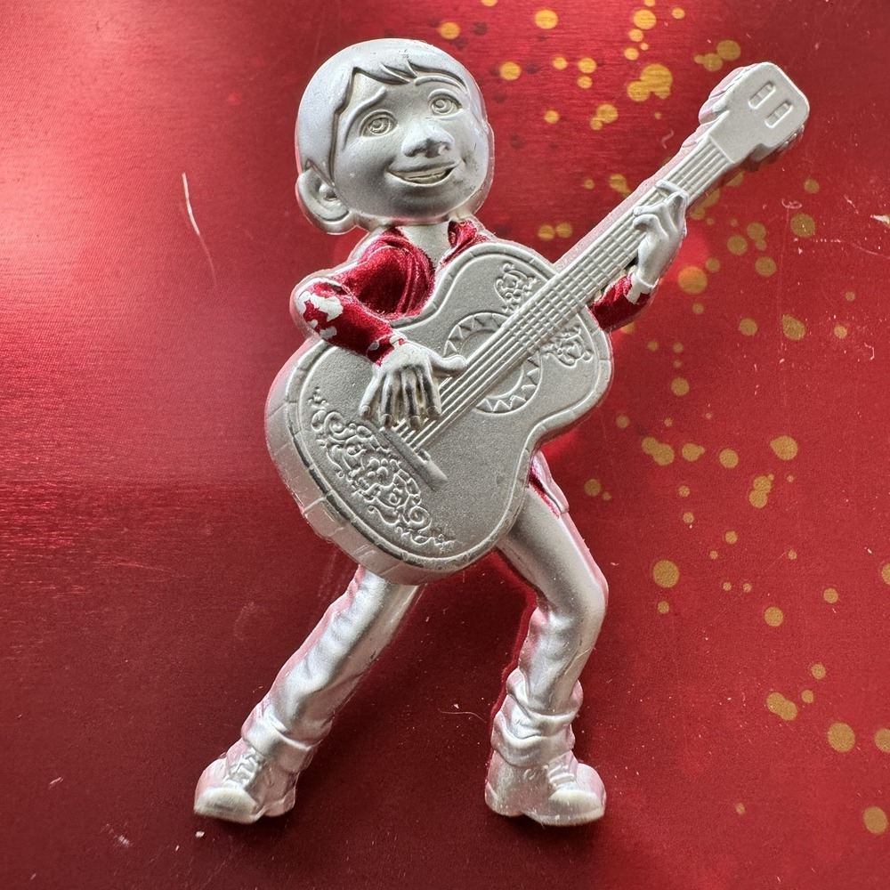 100 Years of Wonder 100th Anniversary Platinum Coco Miguel Disney Pin